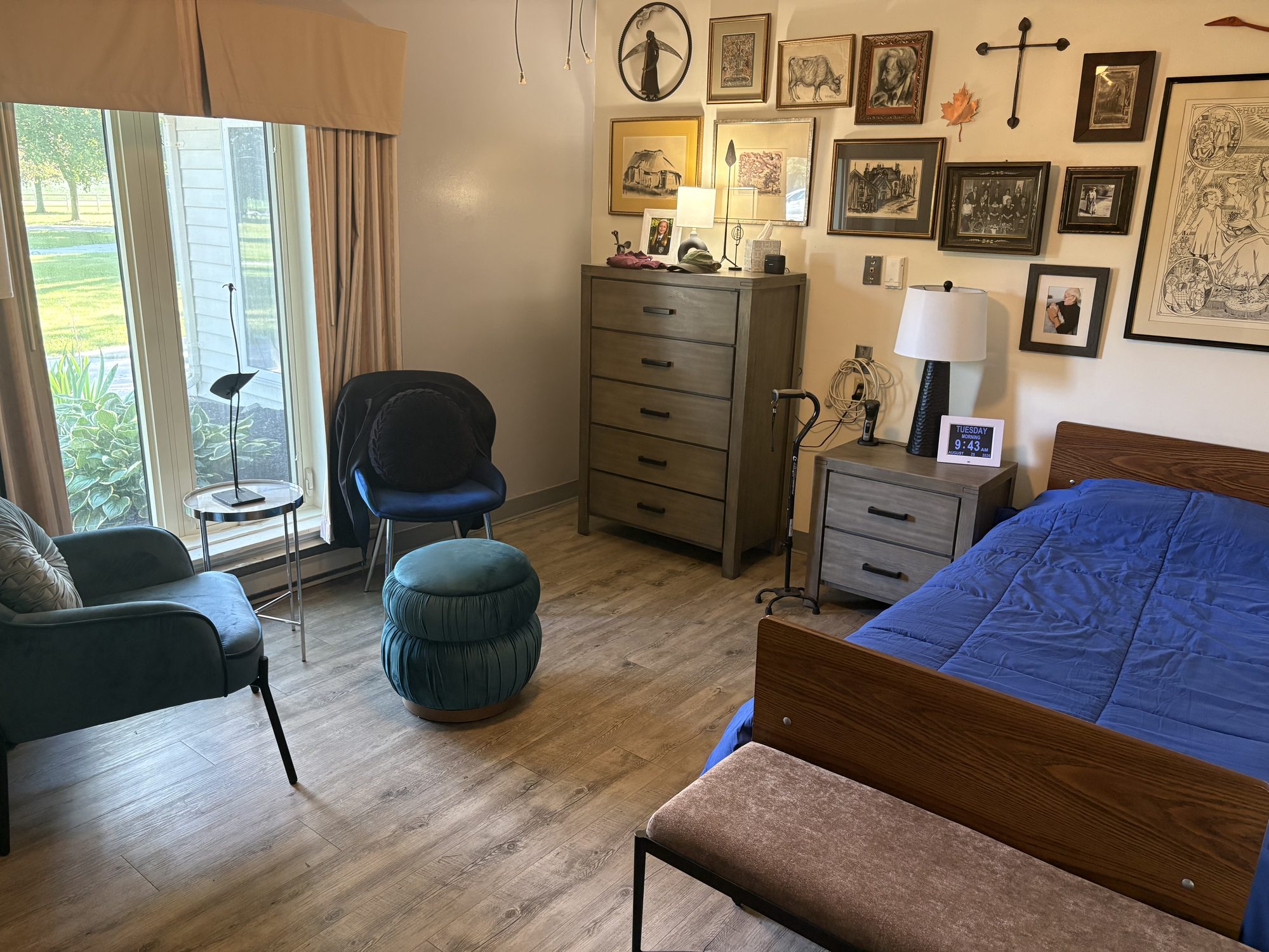 Retirement suite bedroom